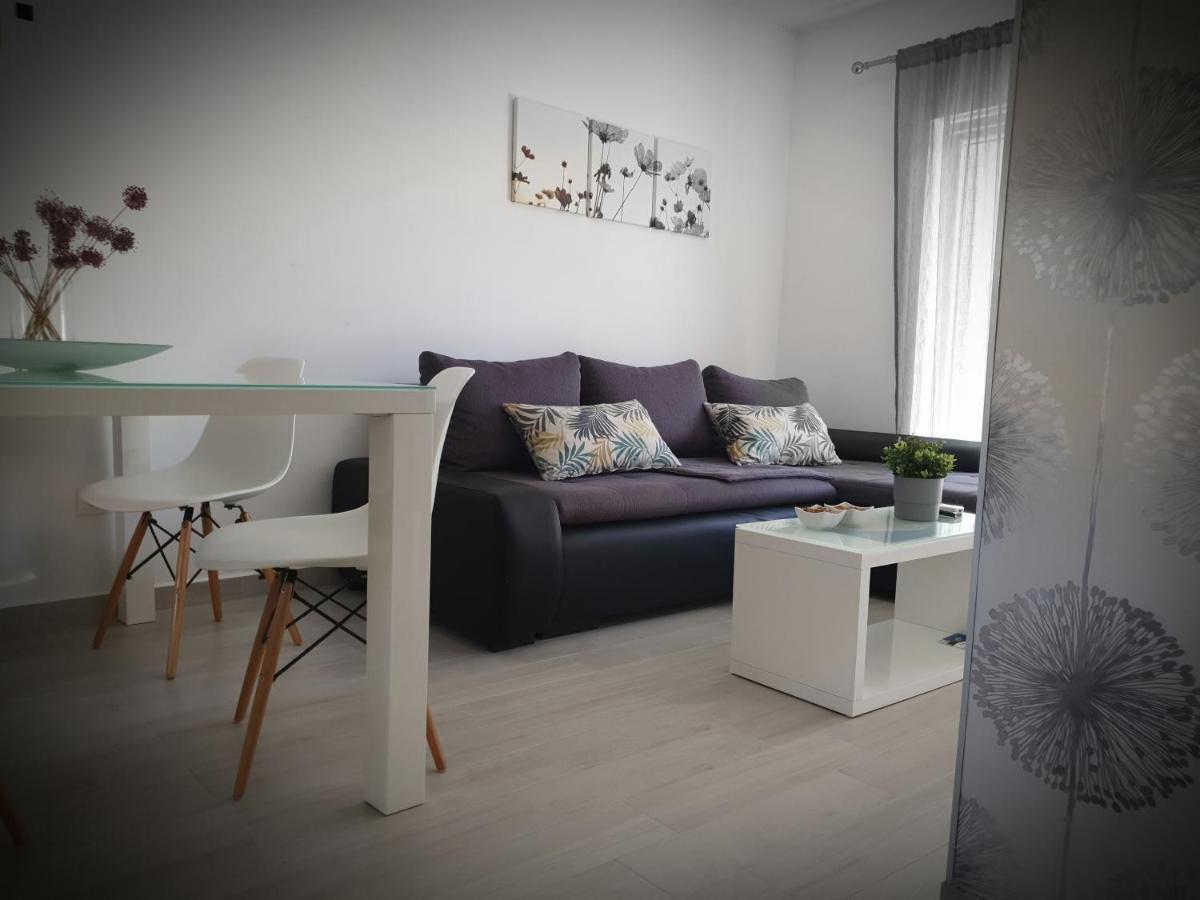 Apartment Tonka Sibenik Luaran gambar